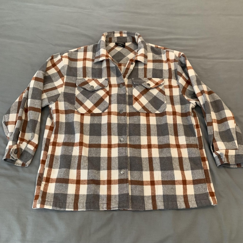 HFX Jacket Woman's Large‎ Gray Plaid Flannel Shirt Shacket Snap Front Pockets